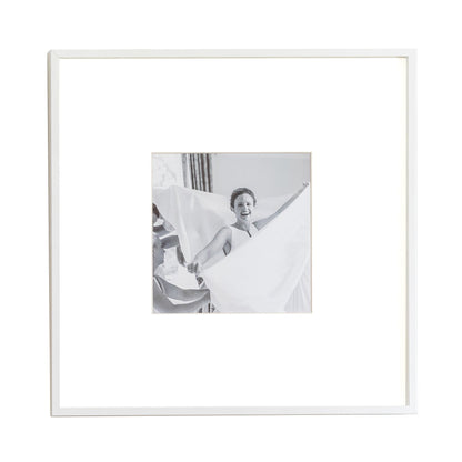 Four Aperture White Wall Hanging Frame